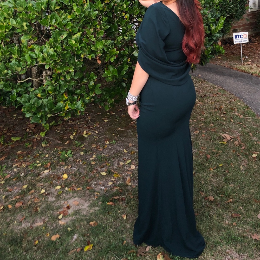 Dress - Picture 1 of 5